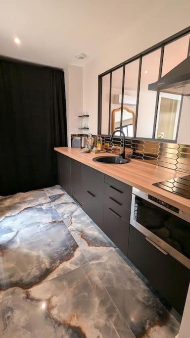 Les Suites Du Payre - Suite Passion Talmont-Saint-Hilaire ภายนอก รูปภาพ