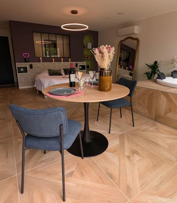 Les Suites Du Payre - Suite Passion Talmont-Saint-Hilaire ภายนอก รูปภาพ
